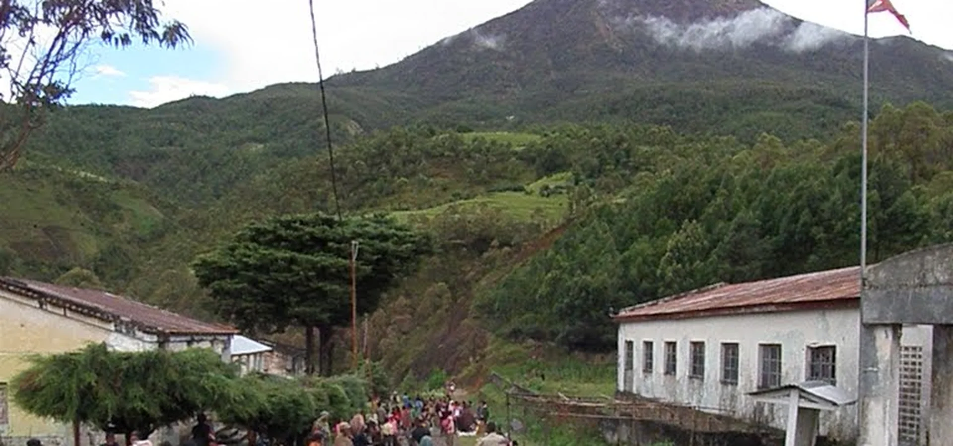 Timorese elders and children greeting in their mother tongue