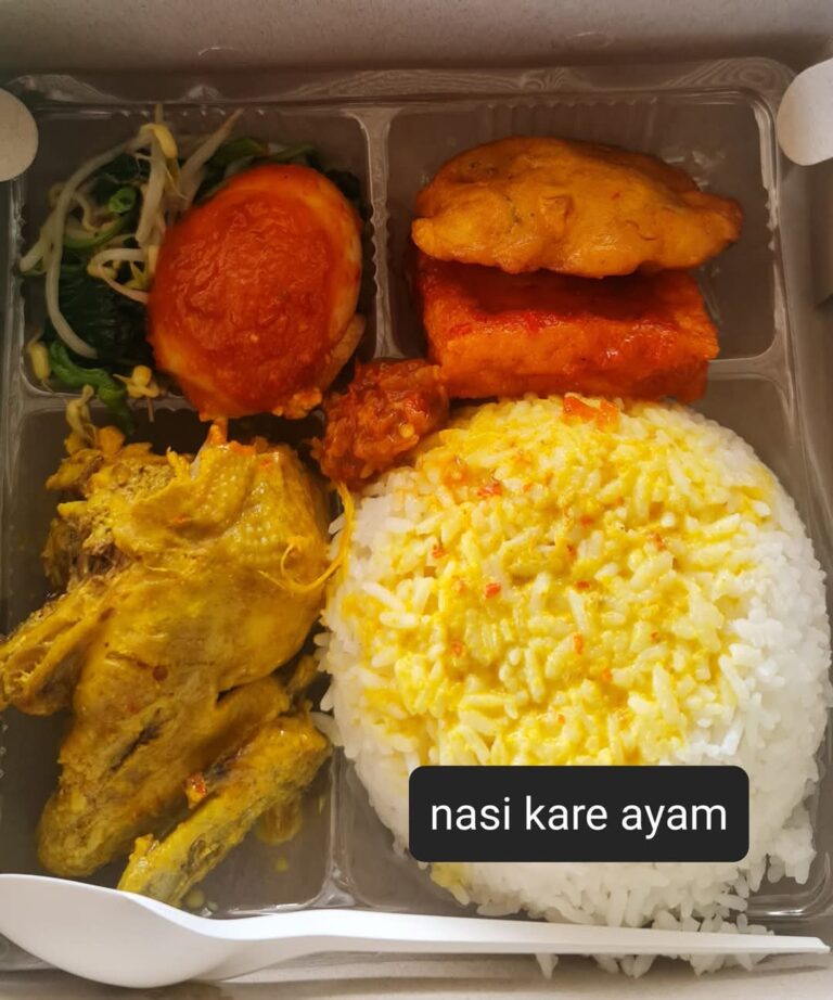 Nasi Kare Ayam