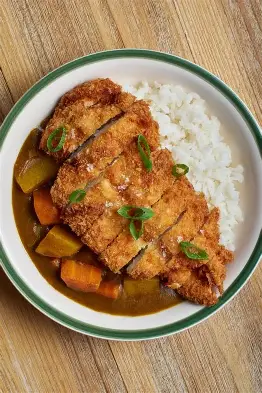 CHICKEN CURRY KATSU