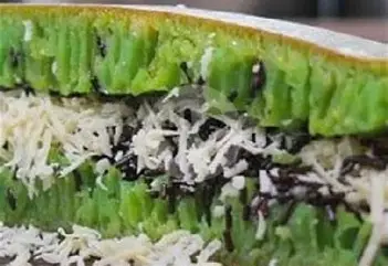 TERANG BULAN KEJU COKELAT (PANDAN)