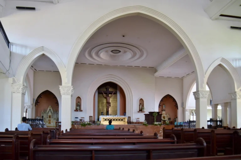 Catedral da Imaculada Conceição de Díli — File:Interior of Immaculate Conception Cathedral (Dili), 2023 (01).jpg