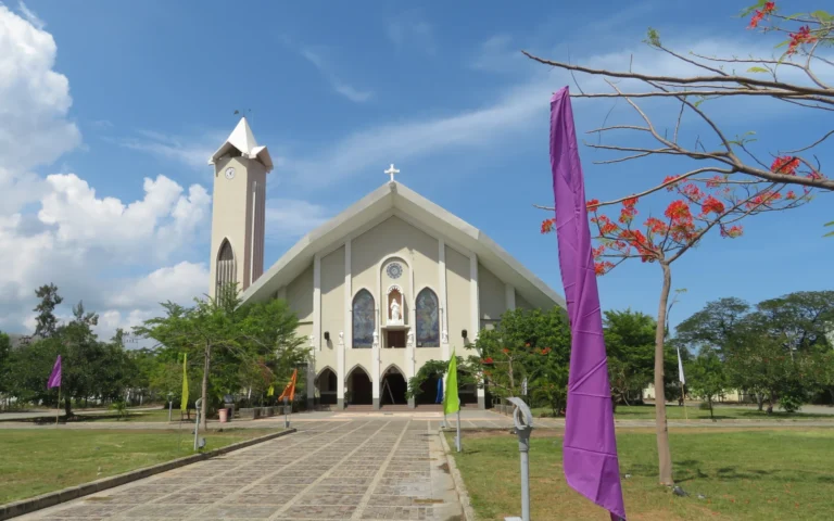 Catedral da Imaculada Conceição — File:DiliSé.jpg