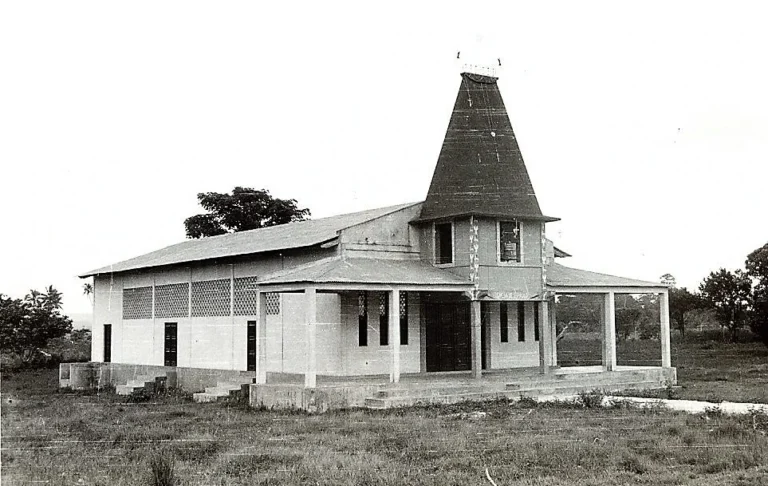 Igreja Sao Paulo Lospalos — File:1969 Igreja de Lospalos.jpg