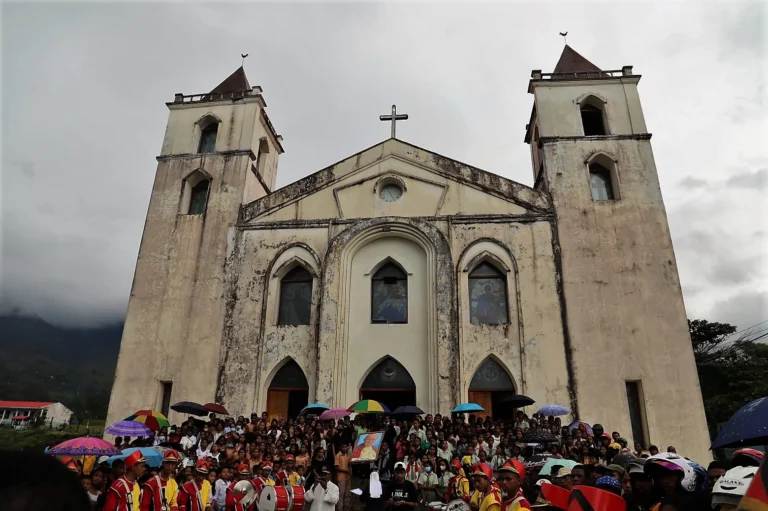 Igreja Nossa Senhora De Fatima — File:2022-02-13 Kirche von Ainaro 1.jpg