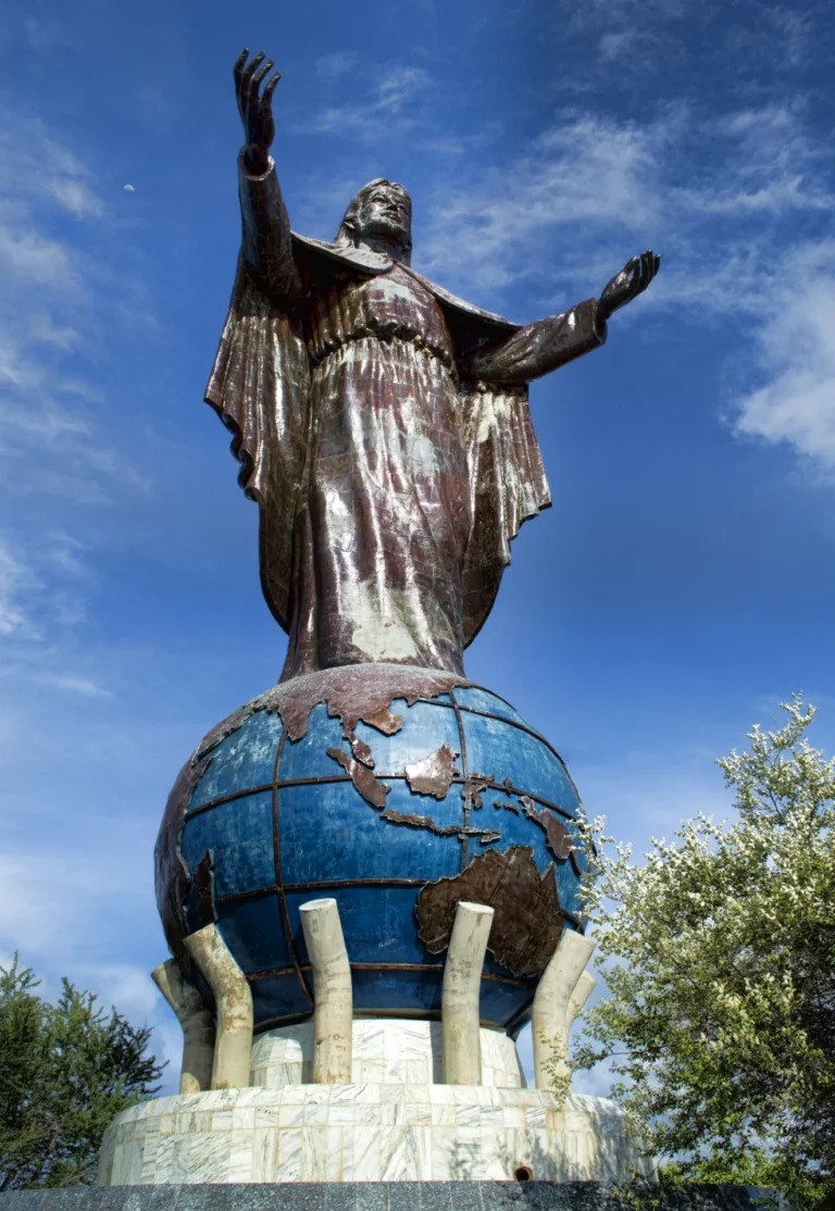 Kapela Cristo Rei Faloai — File:Cristo Rei Dili Timor Leste.jpg